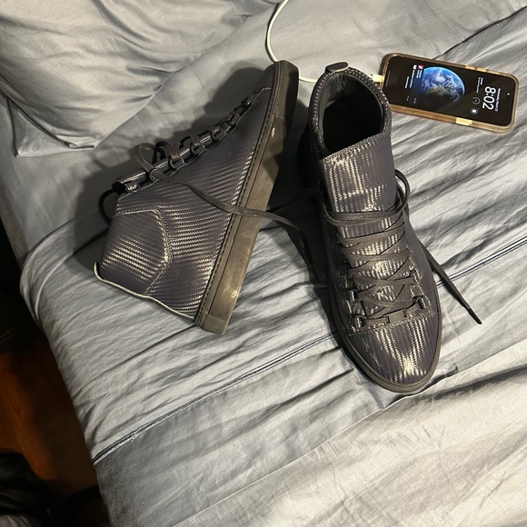 Size 12 no box excellent condition - Picture 3 of 10